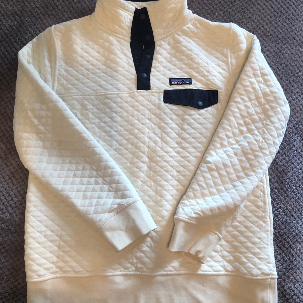 Women’s Patagonia pullover